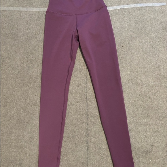High-Waist Airbrush Legging Dark Plum EUC - Picture 6 of 8